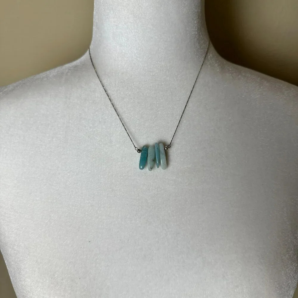 Boutique Purchased Blue Green Stone and Silver Tone Necklace - Picture 6 of 7